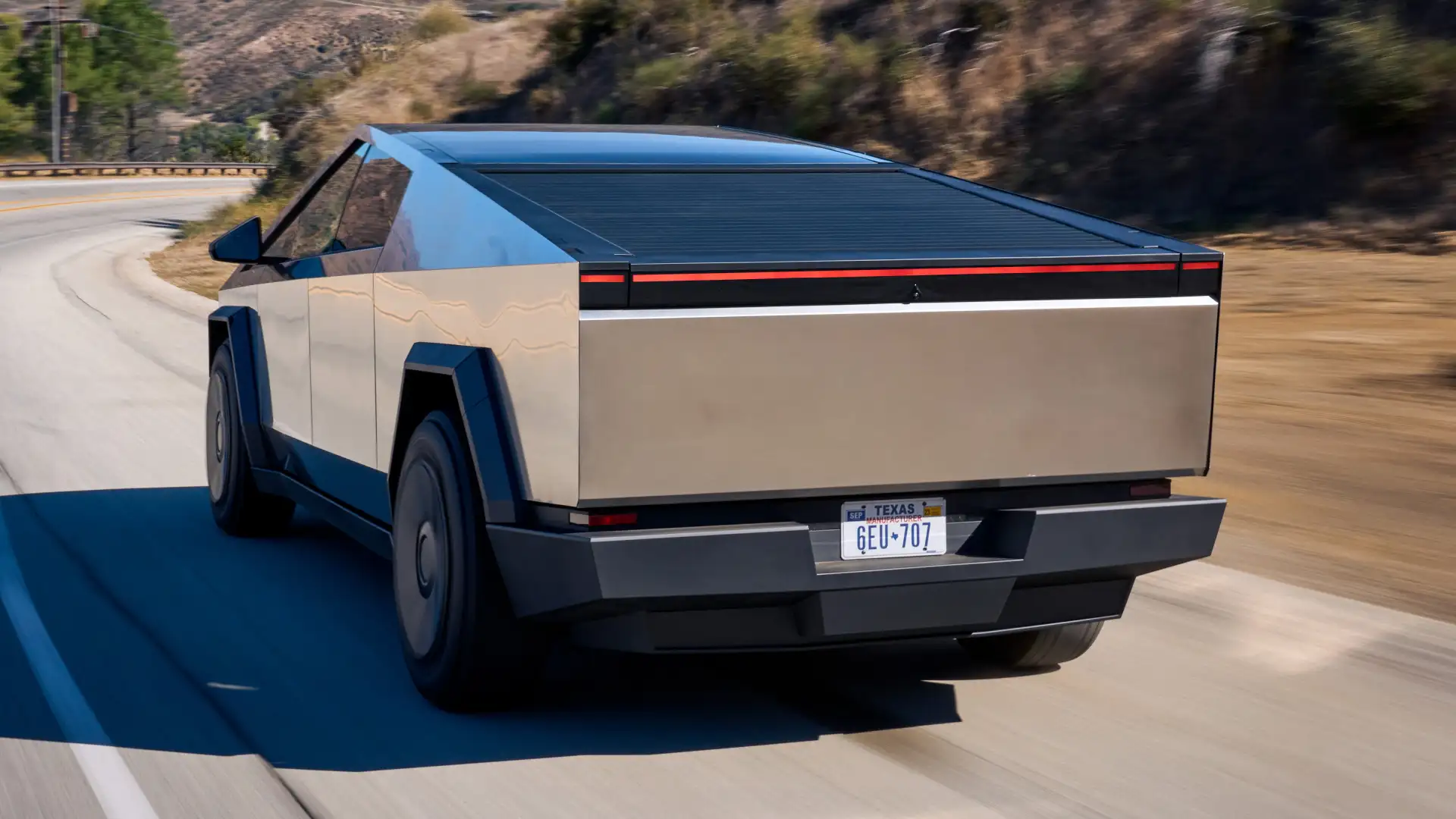 Tesla Cybertruck Cyberbeast AWD image 3